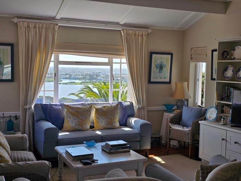 3 Bedroom Property for Sale in Lakeside Western Cape